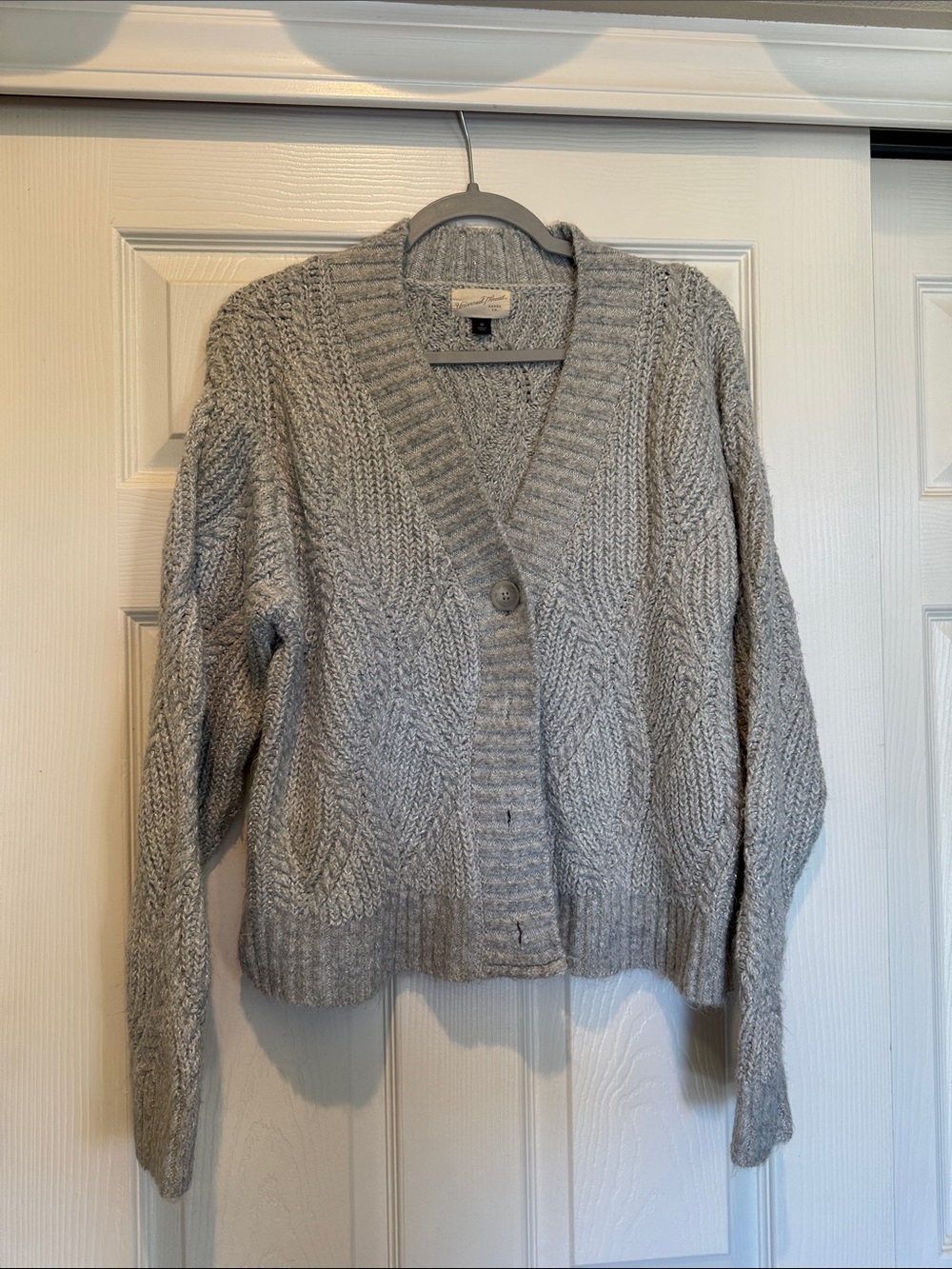 Universal Thread Light Gray Cable Knit V-Neck Cardigan